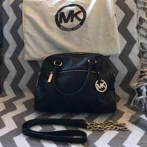 MK Crossbody 😍